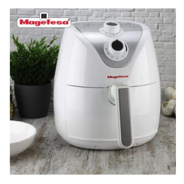 Freidora de Aire 3.2 litros Magefesa 1500w Modelo MGF4470-3