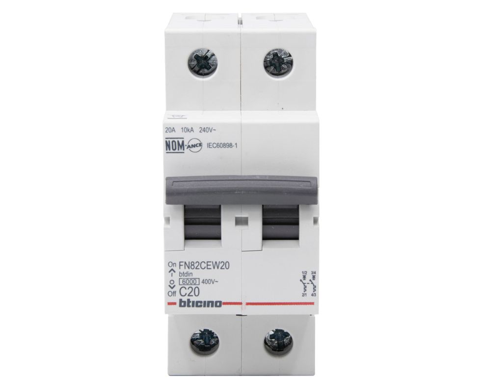 Interruptor automático bipolar 2 módulos 20A 6KA-0