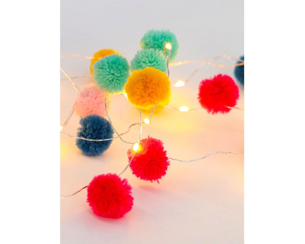 Guirnalda LED 20L Pom pom Abitare-2