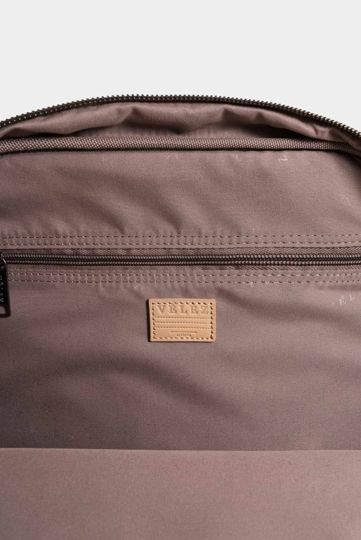 Vélez Tula Morral Nylon Reciclado Mujer Manija Trenzada Arena-4