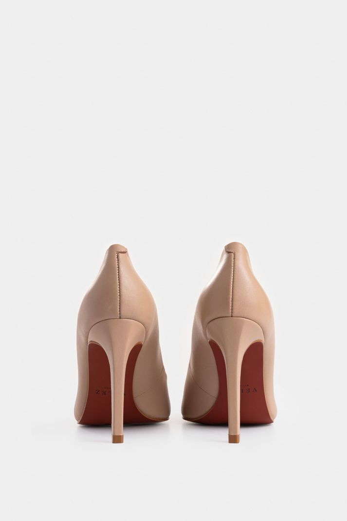 Vélez Tacones Cerrados De Cuero Liso Natural-2