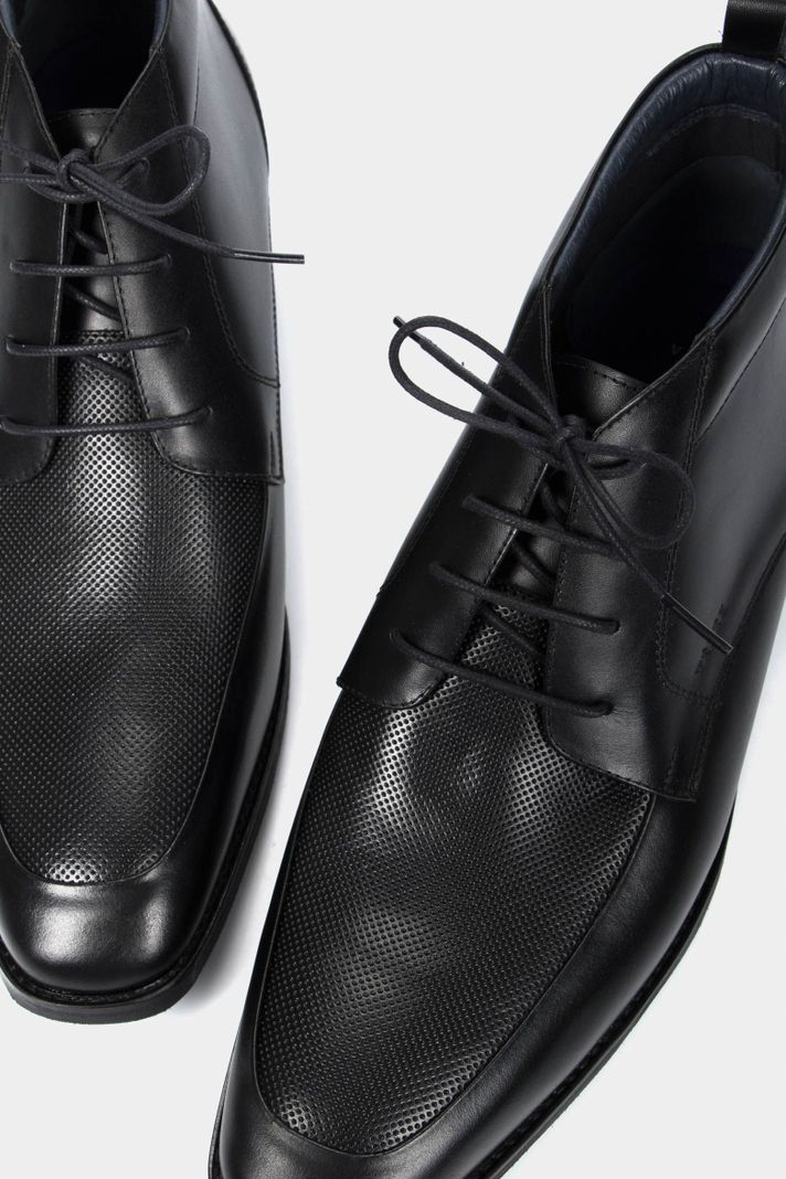 Vélez Botas Office De Cuero Para Hombre Cortes Básicos Negro-3