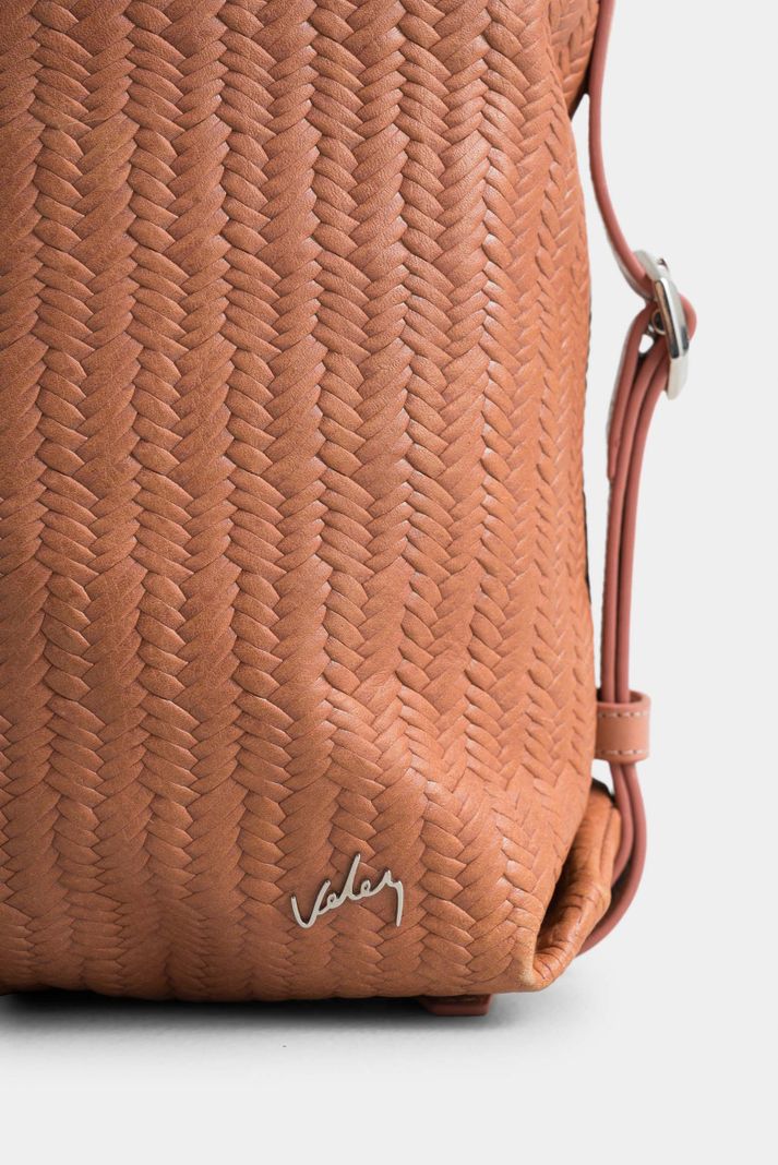 Vélez Mochila Calafate Cuero Mujer Grabado Canasta Rosado-3