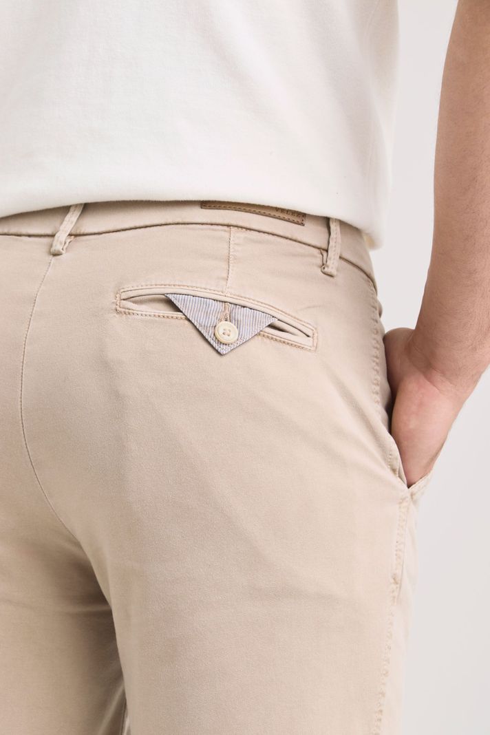 Vélez Pantalón Chino Italo Para Hombre SemiFitted Arena-3