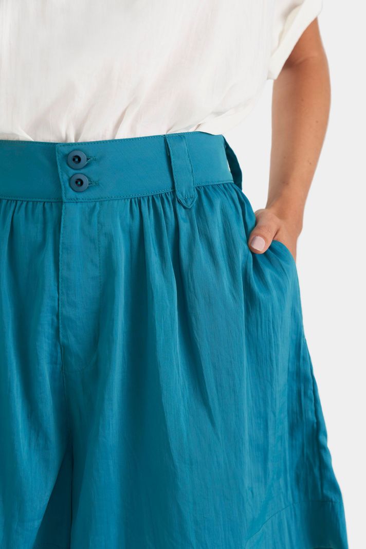 Vélez Short Venus En Tejido Plano Sostenible Mujer Fit Verde-1