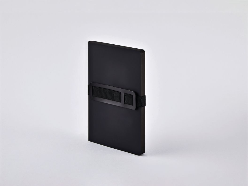 Cuaderno Voyager Negro Nuuna 176 páginas Banda Elástica Cubierta Cuero Reciclado-4