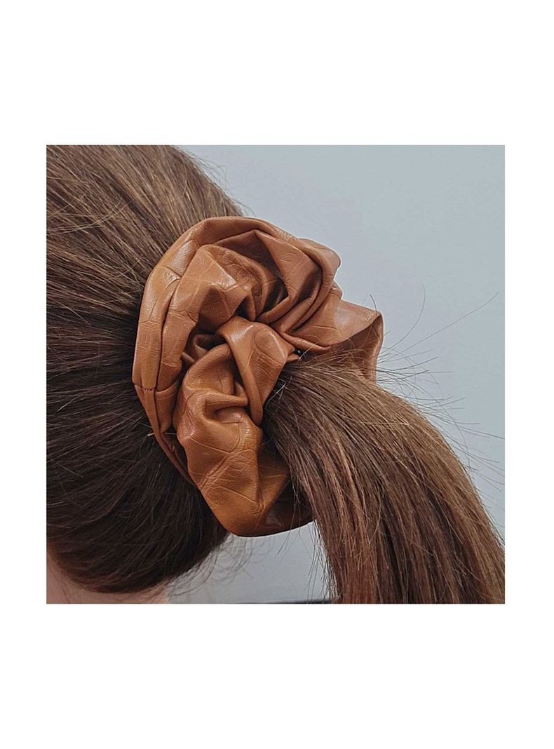 Coleta Para Cabello Mediana Ecocuero Marron Claro-1
