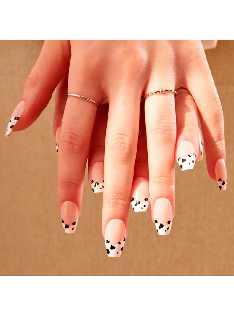 MUZMAK - Uñas Press On Milk Cow Coffin 36 U.-2