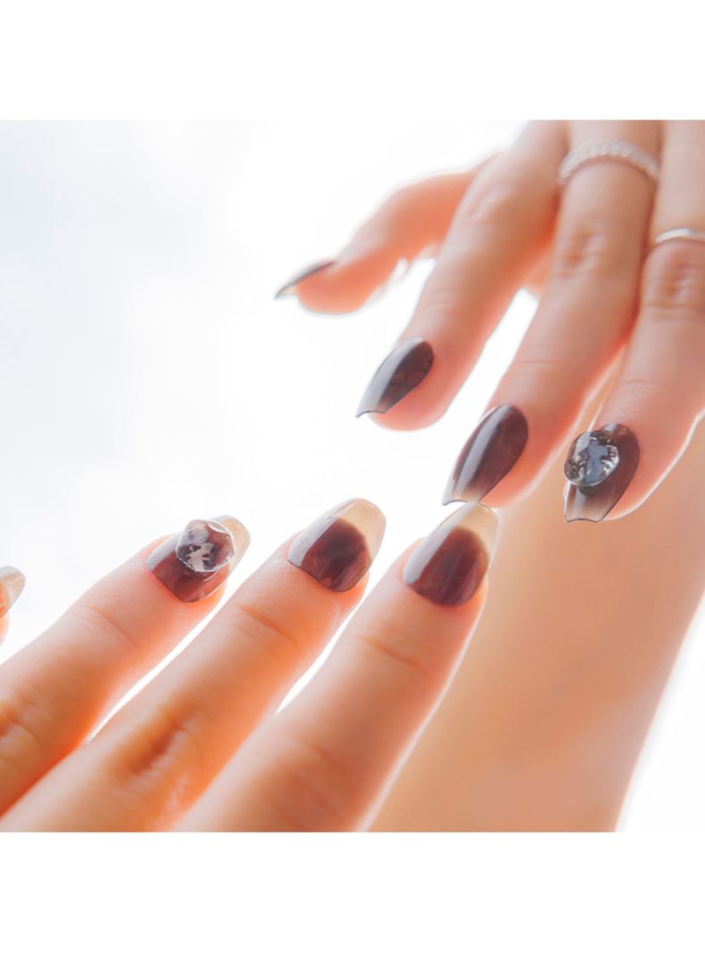 MUZMAK - Uñas Press On Stone Ice Coffin 36 U.-2