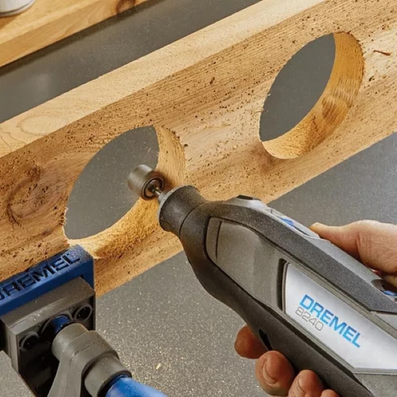 Dremel Inalambrico 8240 12V + 2 baterias y cargador-4