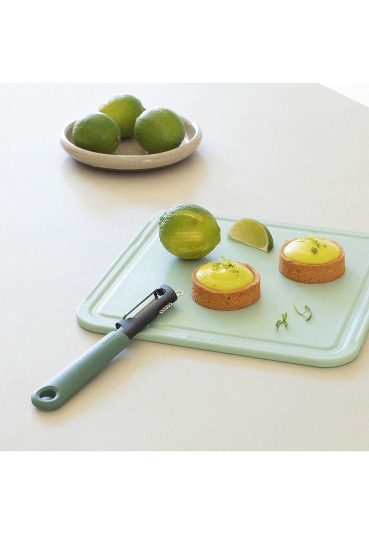 Pelador con hoja giratoria más rallador de cítricos Tasty+ - Fir Green-7