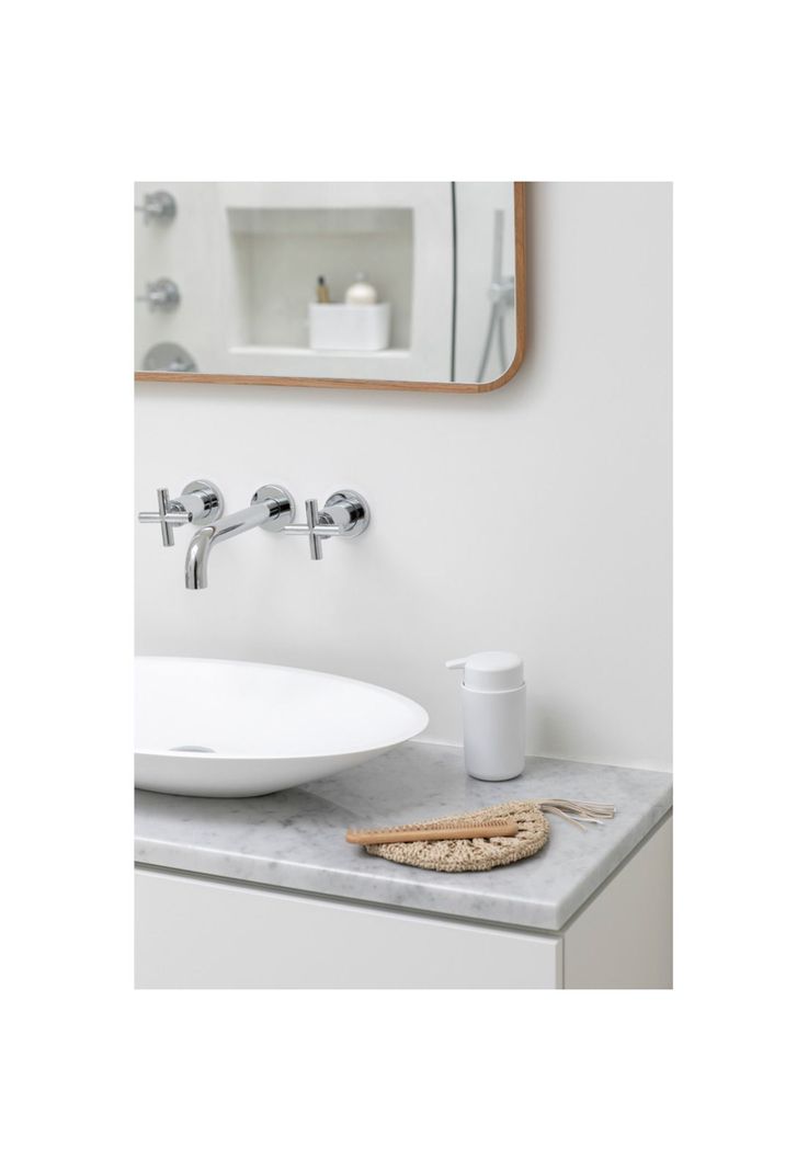 Dispensador de jabón ReNew White-4