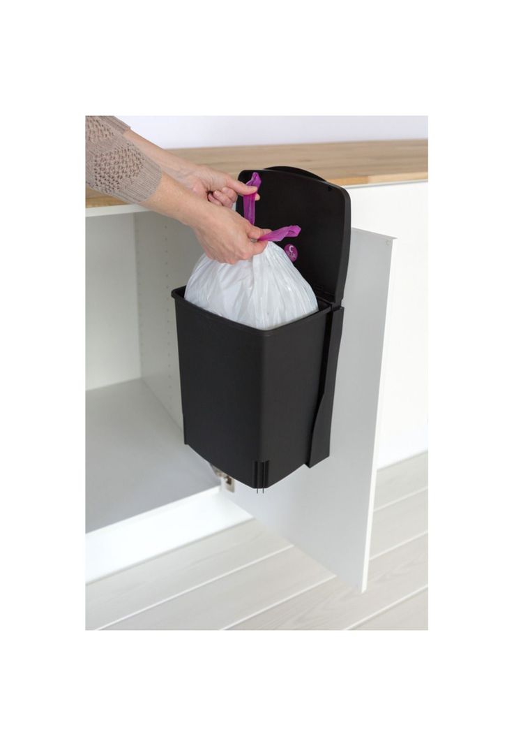 Basurero con soporte para puerta 10 Lt Black-4