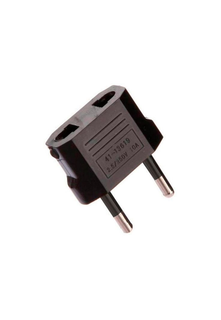 Adaptador Americano y Europeo a Enchufe Nacional 10A 2500W-2