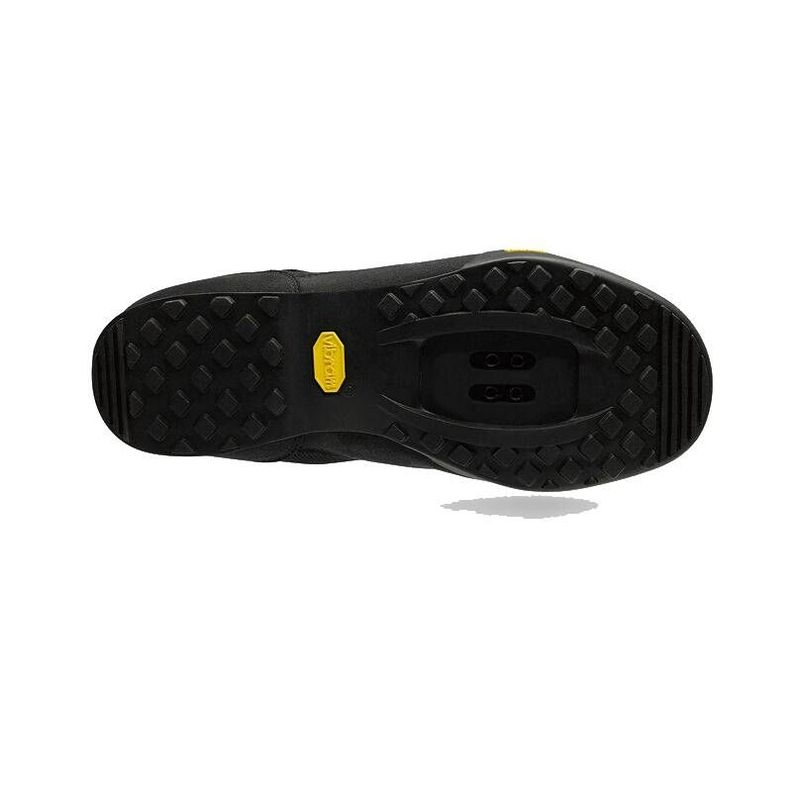 ZAPATILLA GIRO RUMBLE VR BLACK/GLOW RED-1