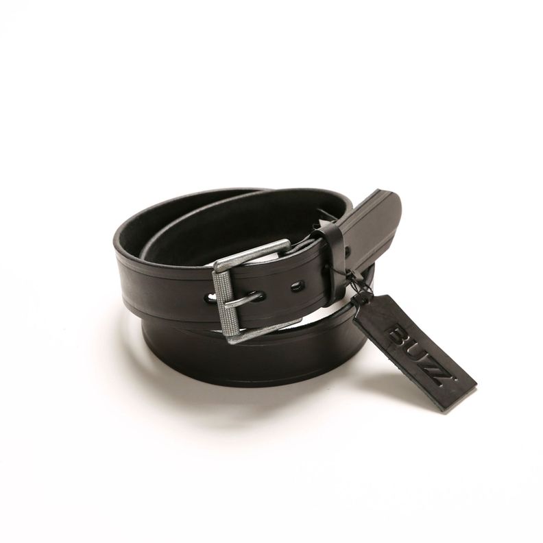 CINTURON HOMBRE DE CUERO CON REMACHES MODELO 2603 MARCA BUZZ.-1