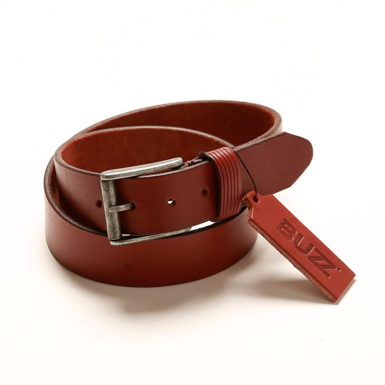 CINTURON HOMBRE DE CUERO MODELO 2422 MARCA BUZZ.-2