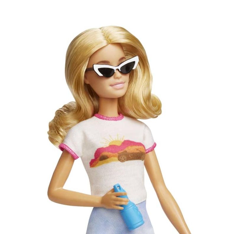 Barbie Viajera Muñeca Con Maleta Y Accesorios-3