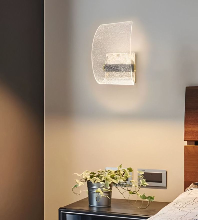 Lámpara Pared LED Elegante Dorada Acrílico Decorativa Jhn-2