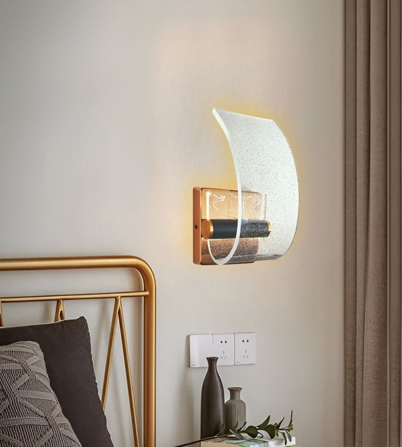 Lámpara Pared LED Elegante Dorada Acrílico Decorativa Jhn-8