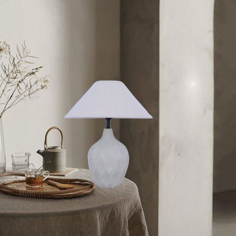 Lámpara Mesa Base Texturizada Pantalla Beige Decorativa Jhn-8