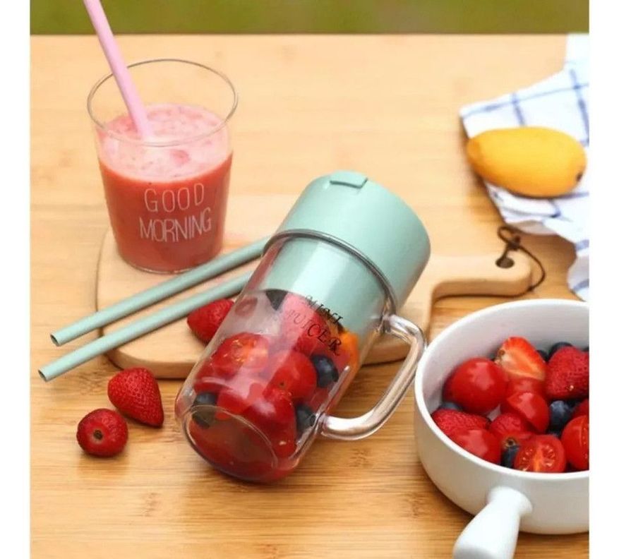 Batidor Licuadora Portatil Frutas Usb Recargable 4 Cuchillas  Lau-2