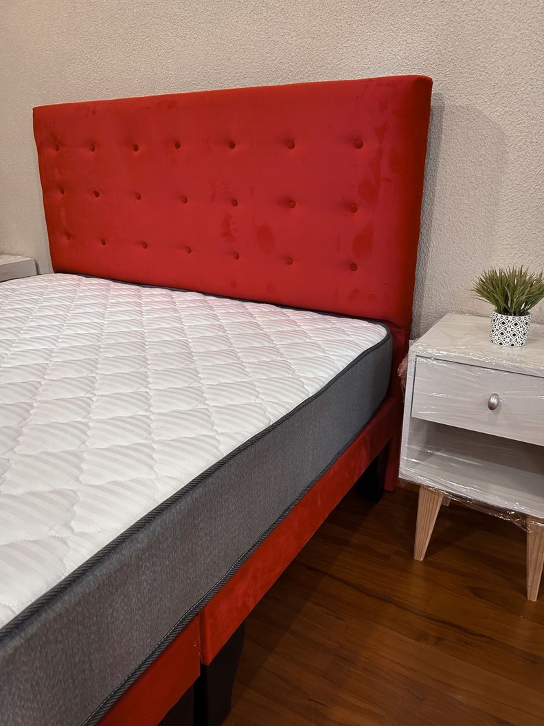 Cama 2 Plazas Abotonada 150X190cm + Respaldo Rojo + Colchon Flobal-3