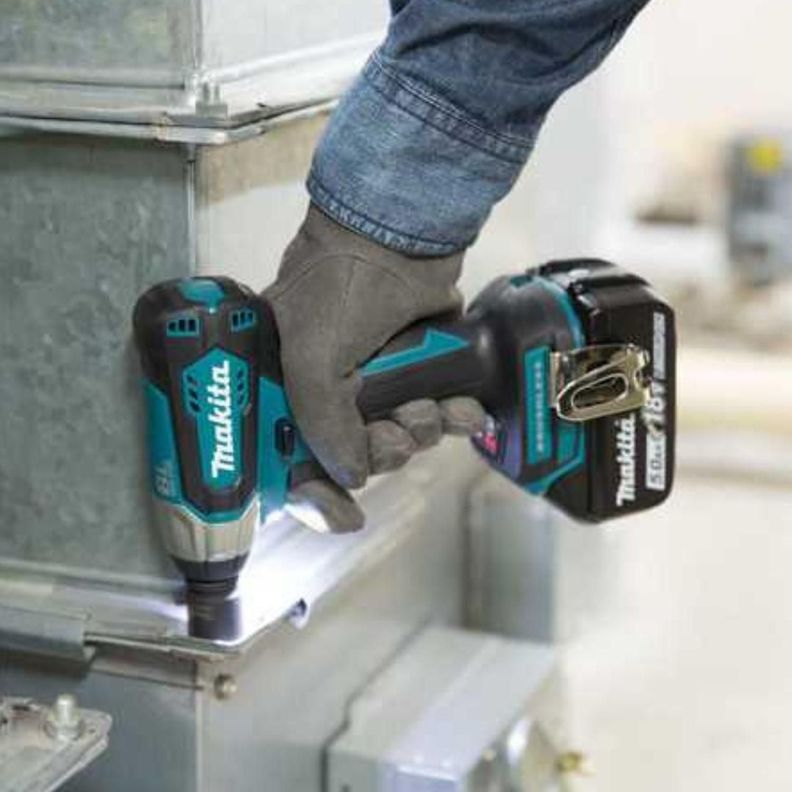 Llave de Impacto Inal. Makita DTW180Z Sin Baterías-1