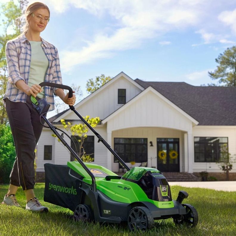 Cortacésped Inal. 13" Greenworks 24V + Carg y Bat 4.0 AH - 2534402-1