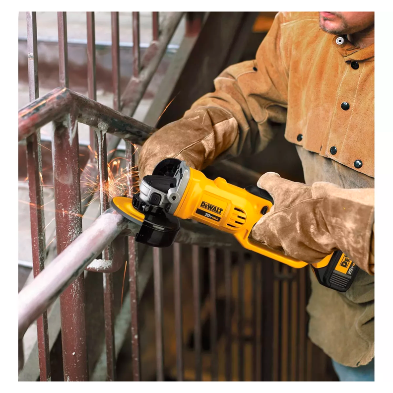 Kit Promo Esmeril Dewalt DCG412B + Huincha + Escuadra y Disco-7