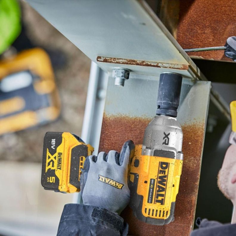 Kit Llave De Impacto 1/2 20v Brushless Dewalt Dcf900p2-b2-6