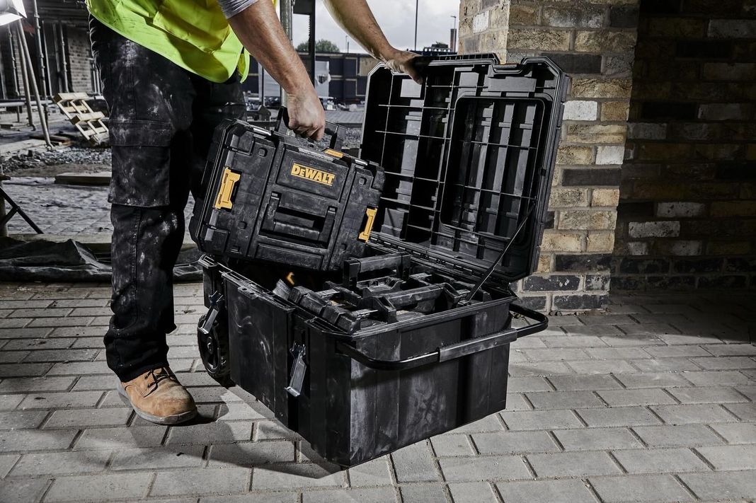 Caja De Herramientas 113l Tstak Dewalt Dwst17871-1-4