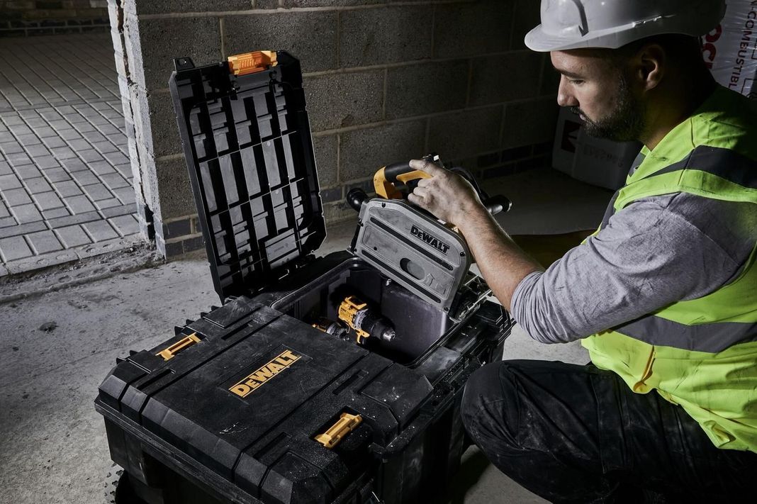 Caja De Herramientas 113l Tstak Dewalt Dwst17871-1-6