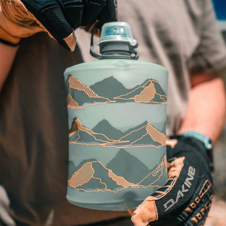 BOTELLA HIDRATACION STOW MOUNTAIN EDITION 500ml SUTRO GREEN-4