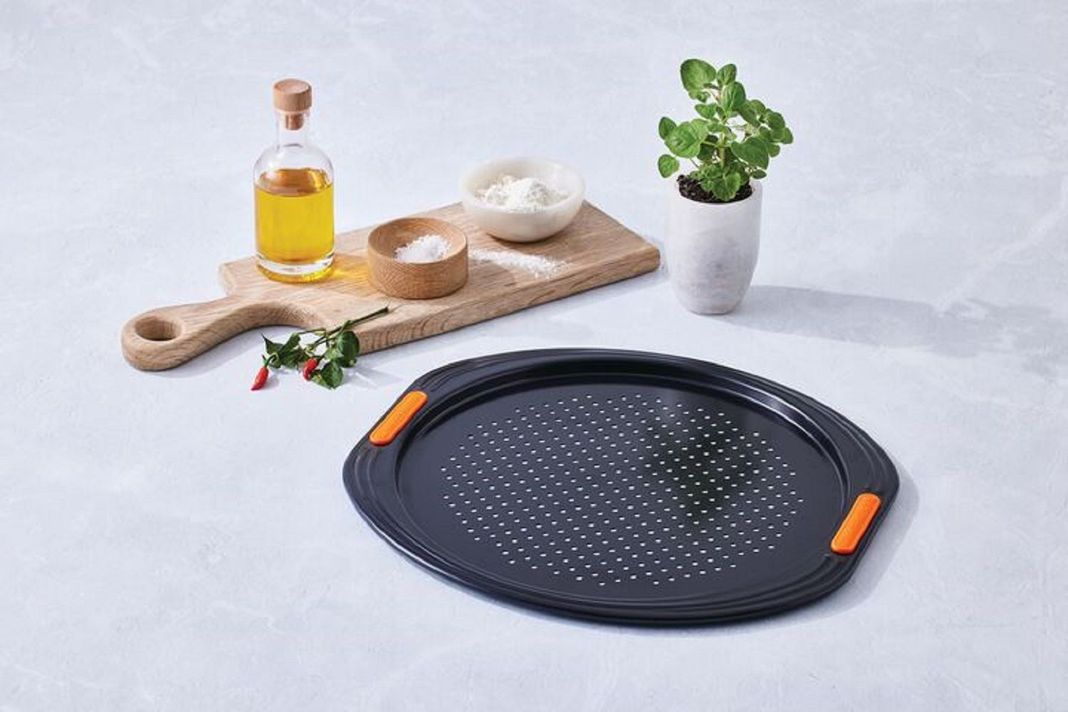 Molde para Pizza 33cm-4