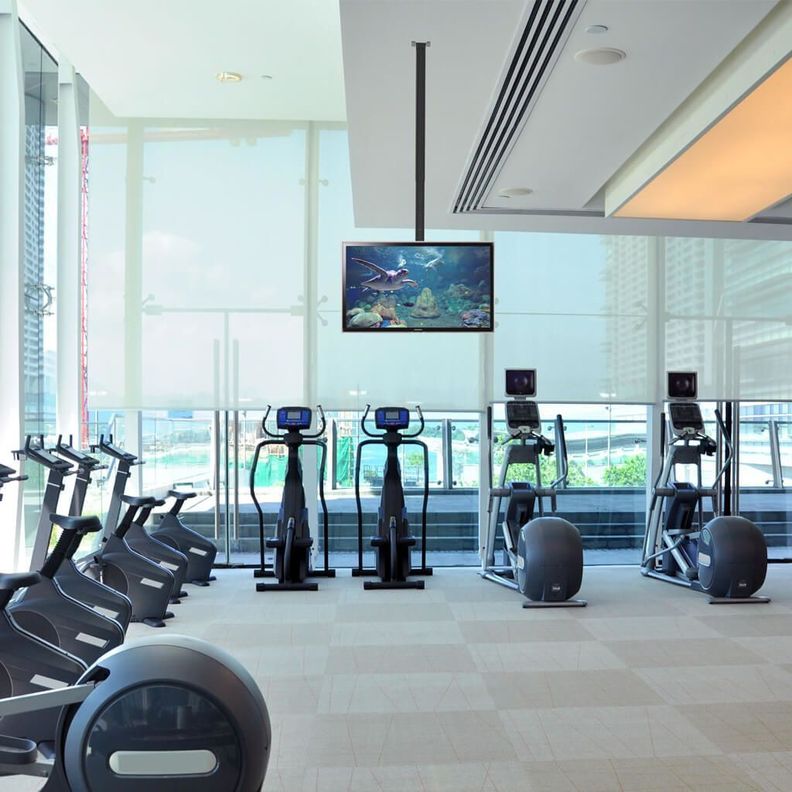 Soporte  TV de Techo 10" a 55" - 360° +  Sop. Deco  Bco-4