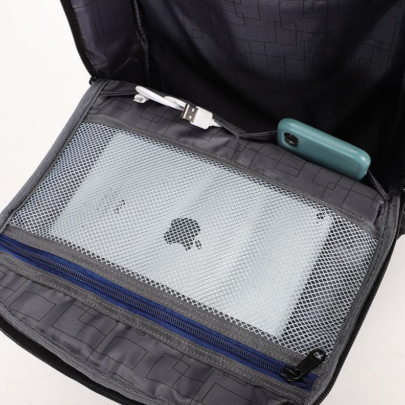 Mochila Multifuncional Laptop impermeable con puerto USB 39 Litros-6