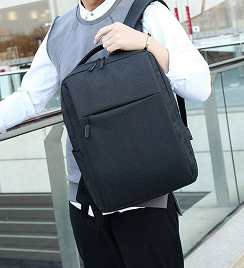 Mochila para Laptop impermeable con puerto USB 39 Litros-2