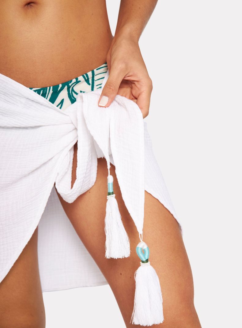 PAREO POMPONES BLANCO CHAMELA 43255-3