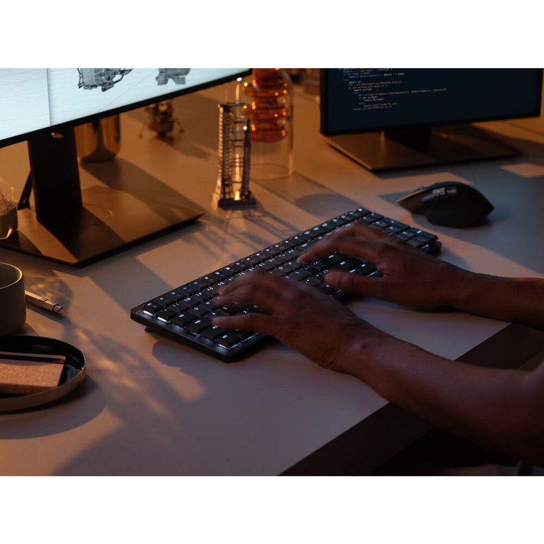 Teclado MX Mechanical Logitech Iluminado Alto Desem Esp-5
