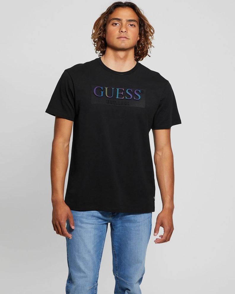 Polera Guess Hombre Ss Bsc Embossed Iridescent Tee Negro