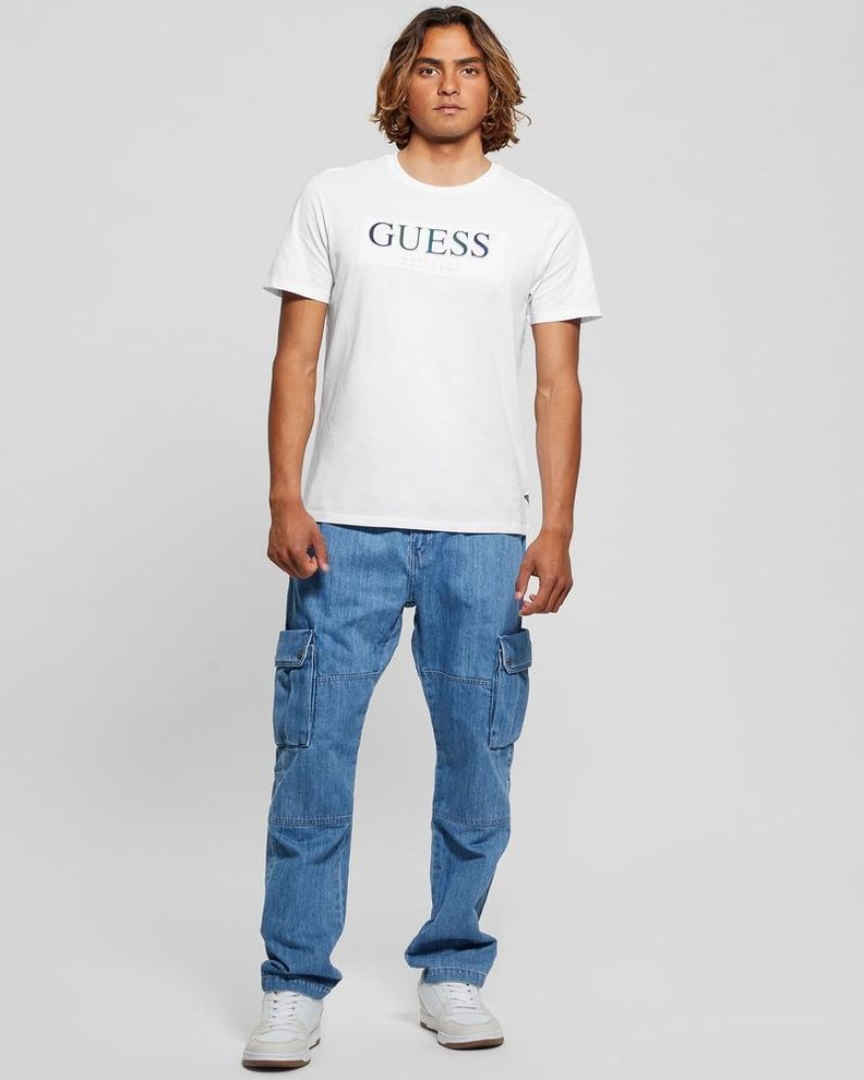 Polera Guess Hombre Ss Bsc Embossed Iridescent Tee Blanco-2