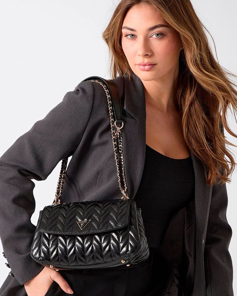 【 sige  】 Cartera Cheryl Convertible Xbody Flap Negro Guess | Paris.cl