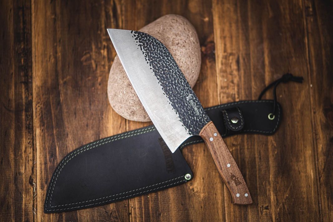 MACHETE 8" PANGUIPULLI BLACK CON FUNDA DE CUERO NEGRA-3
