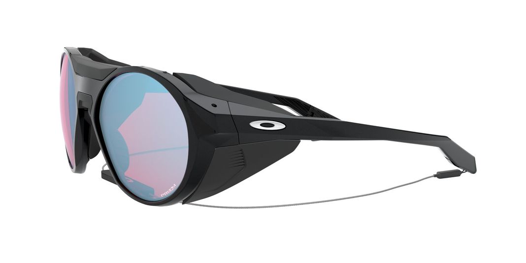Oakley Clifden-1