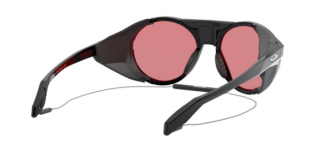 Oakley Clifden-6