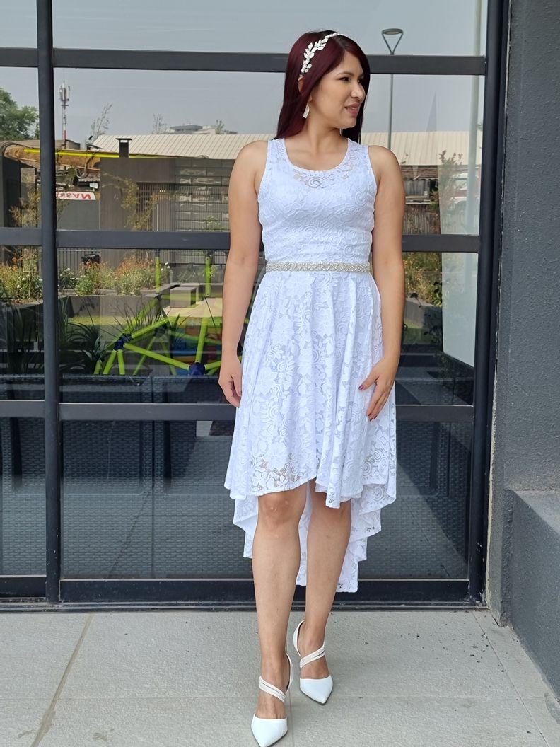 VESTIDO DE NOVIA ASIMETRICO MATRIMONIO CIVIL SN32-0