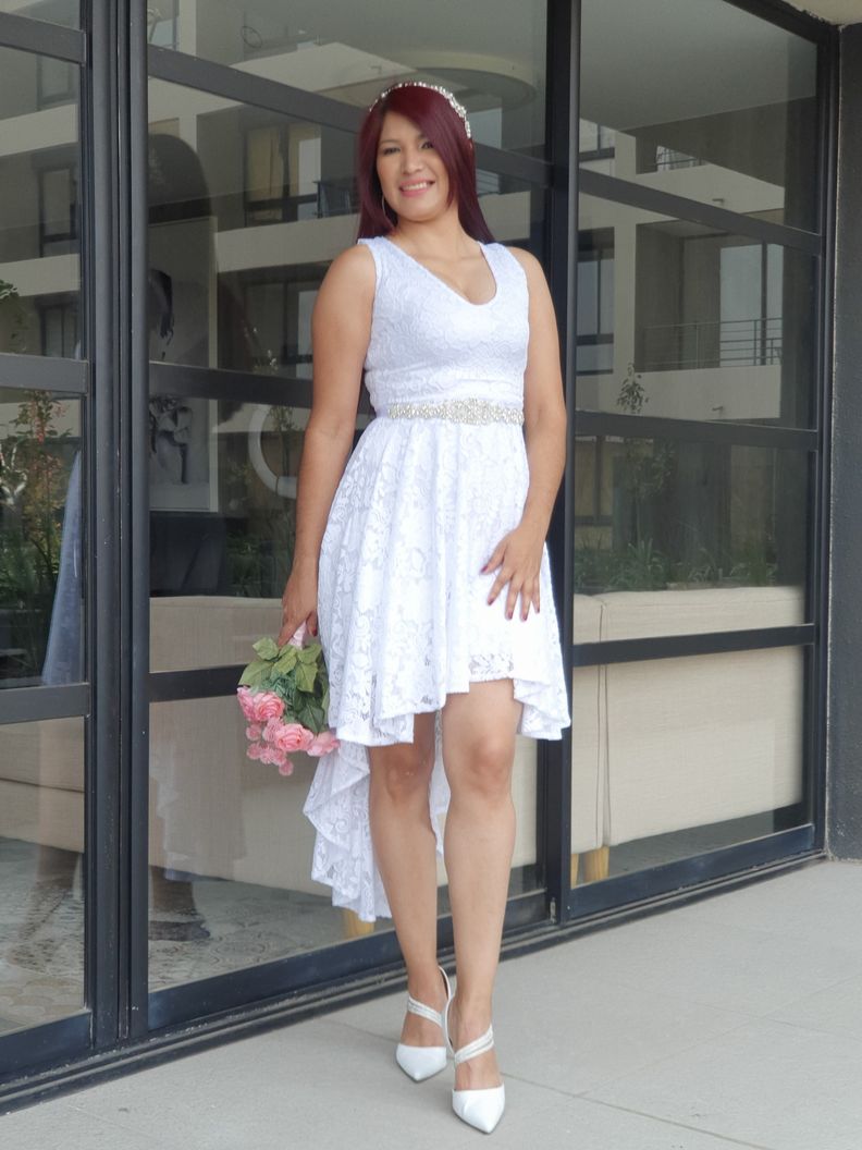 VESTIDO DE NOVIA ASIMETRICO MATRIMONIO CIVIL SN41-0
