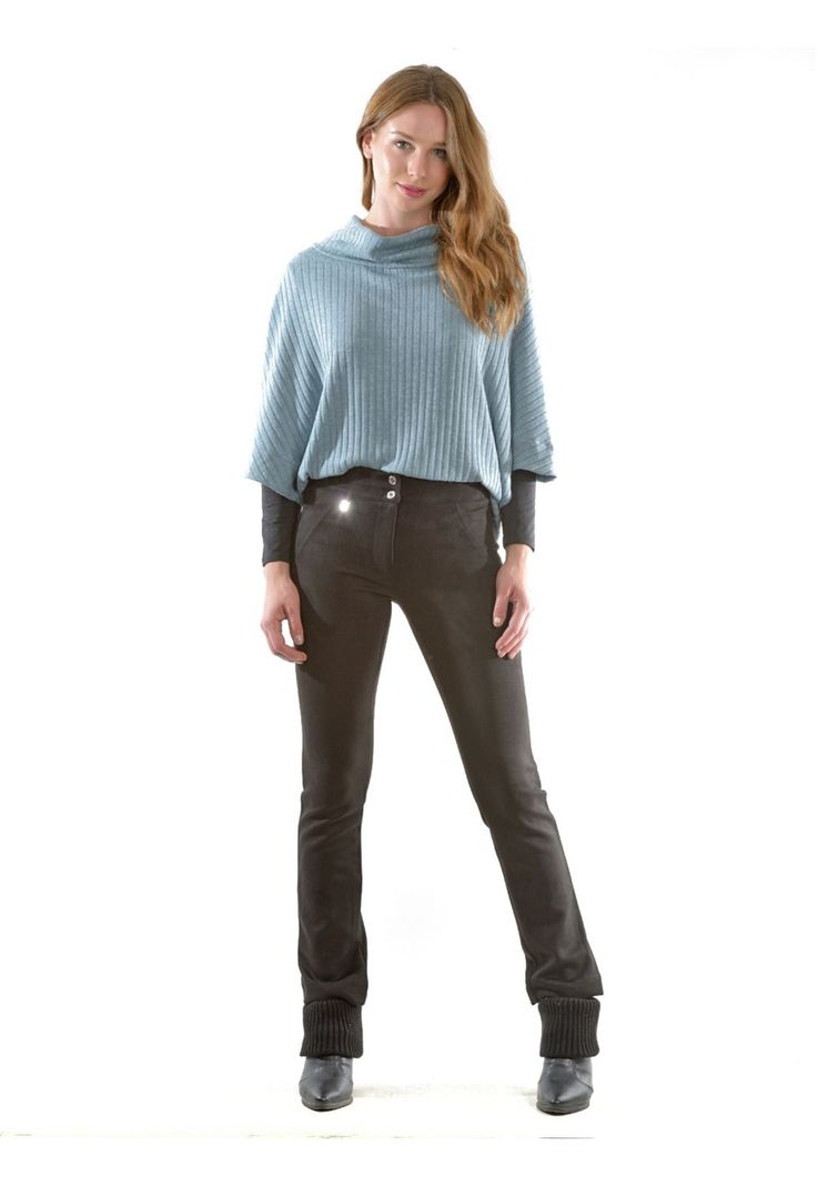 Pantalón Gamuza Recto Negro-3