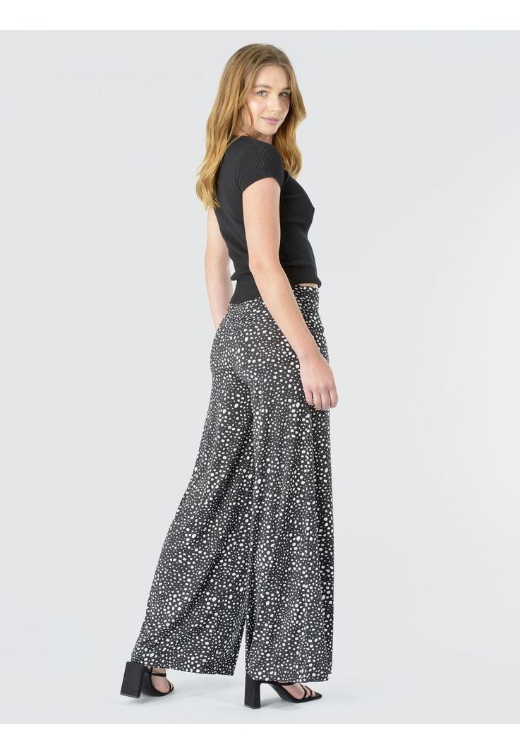 Confección propia nacional|Tamaño Único|Material: Lycra Fría Elasticada|Corte: Pata Ancha|Pretina Elasticada-4